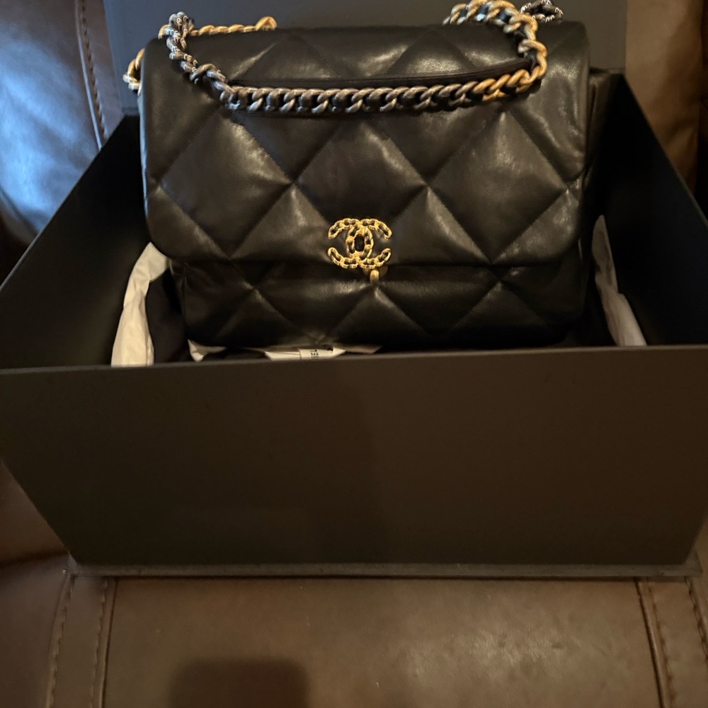 CHANEL Black Classic Accessory